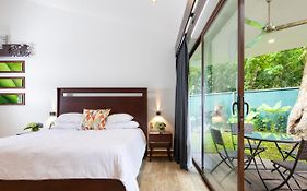 Pumilio Mountain & Ocean Hotel